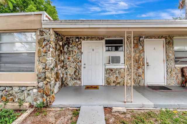 3063 Floweva Street A, West Palm Beach, FL 33406