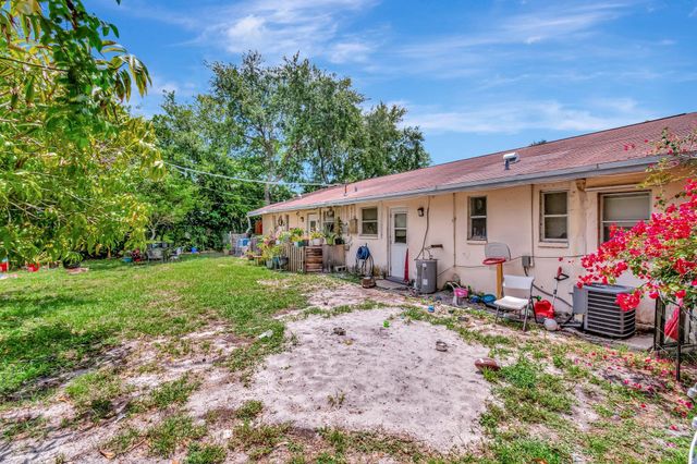 3063 Floweva Street A, West Palm Beach, FL 33406
