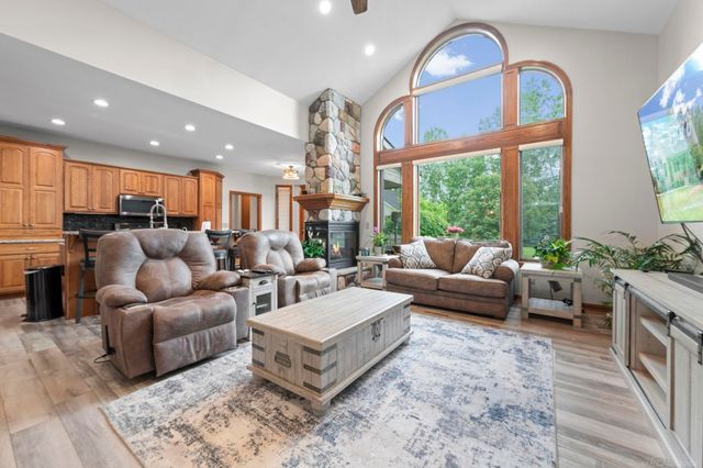 75993 Mckay Road, Bruce Twp, MI 48065