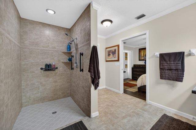 5606 Silver Oak Drive, Fort Pierce, FL 34982