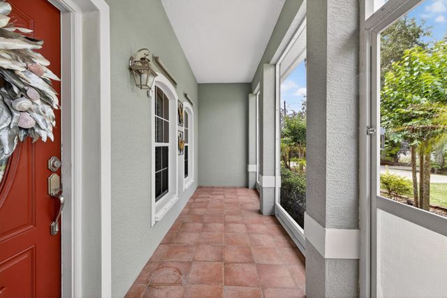 5606 Silver Oak Drive, Fort Pierce, FL 34982