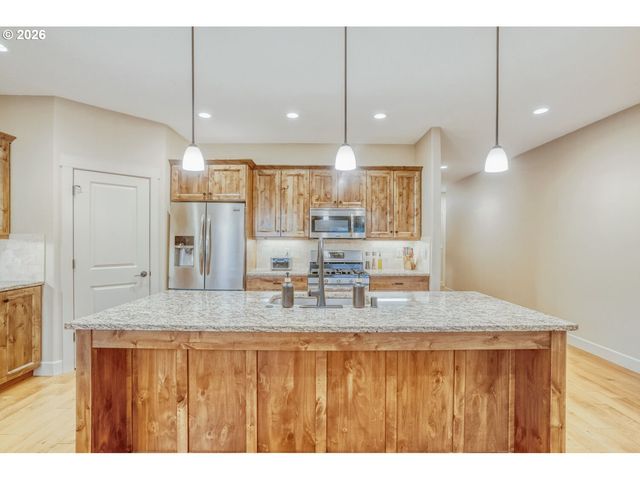 1709 Nw 22ND Ave, Battle Ground, WA 98604