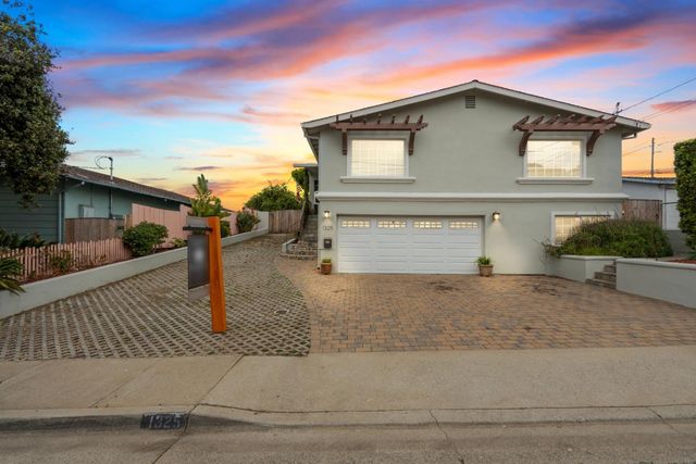 1325 Kimball Avenue, Seaside, CA 93955