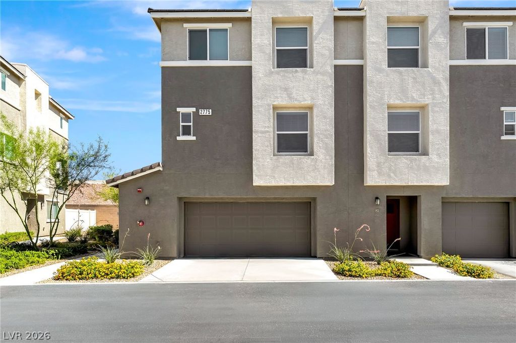 2775 Atomic Tangerine Way 1, Las Vegas, NV 89183 — photo 2