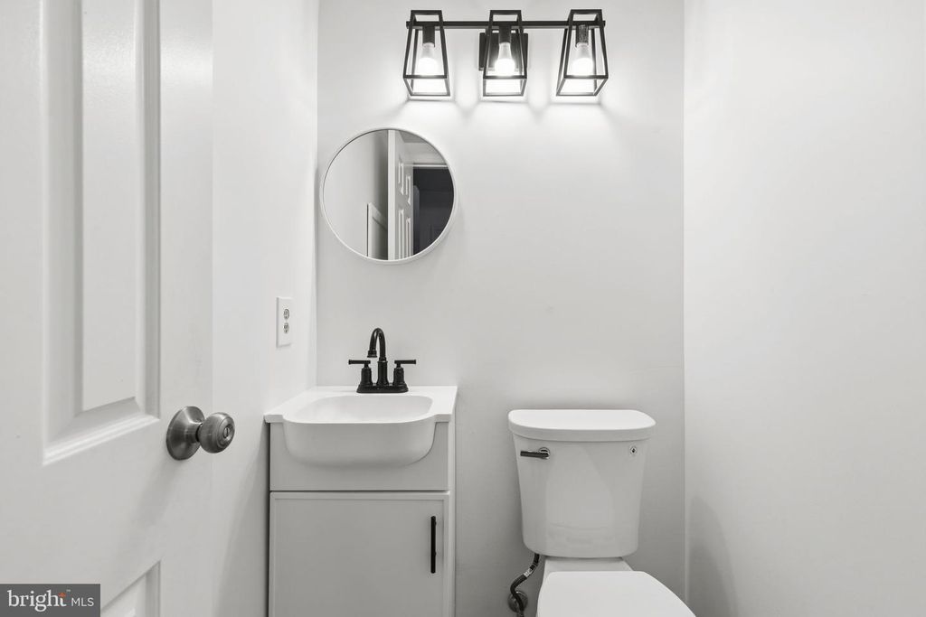 Image 24 of property listing at 4069 RUSTICO RD, Baltimore, MD 21220