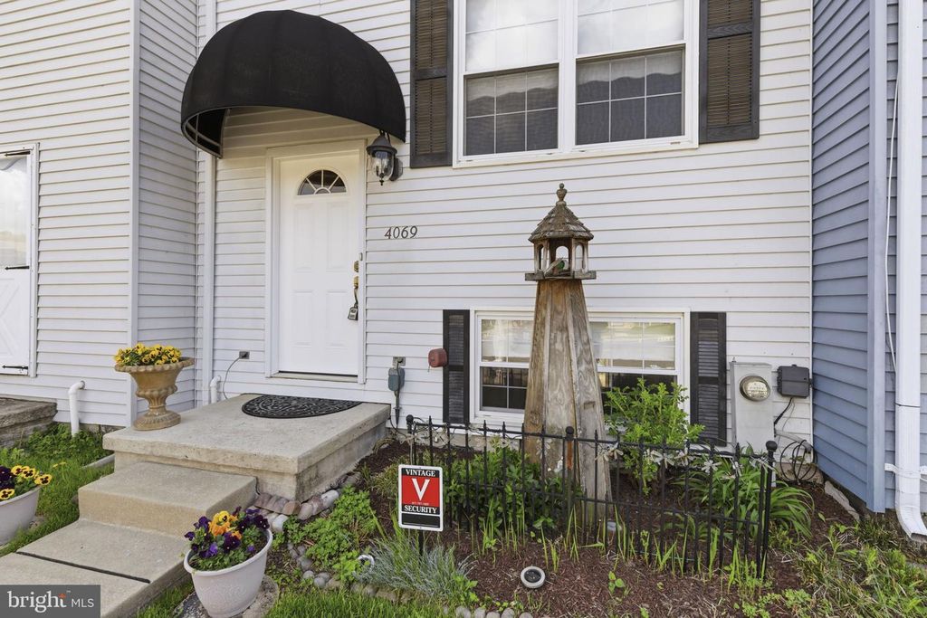 Image 32 of property listing at 4069 RUSTICO RD, Baltimore, MD 21220