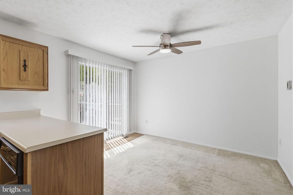 Image 9 of property listing at 4069 RUSTICO RD, Baltimore, MD 21220