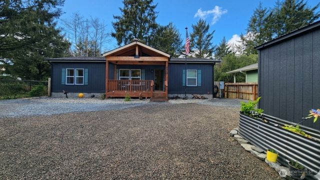 375 Sextans Avenue SW, Ocean Shores, WA 98569