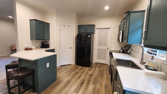 375 Sextans Avenue SW, Ocean Shores, WA 98569