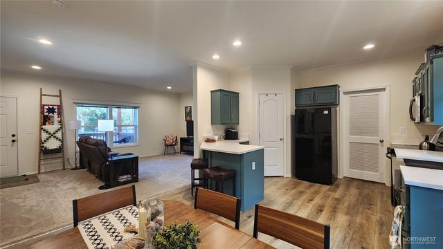 375 Sextans Avenue SW, Ocean Shores, WA 98569