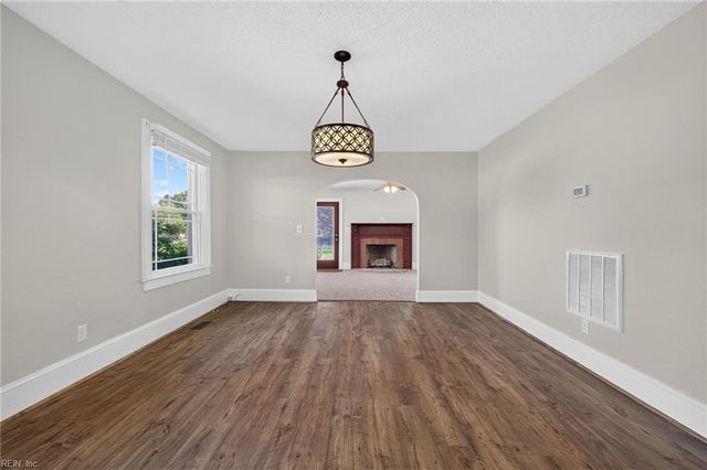 910 Carolina RD, Suffolk, VA 23434