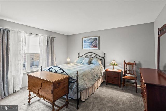 14 INDIANA CIR, Lemoyne, PA 17043