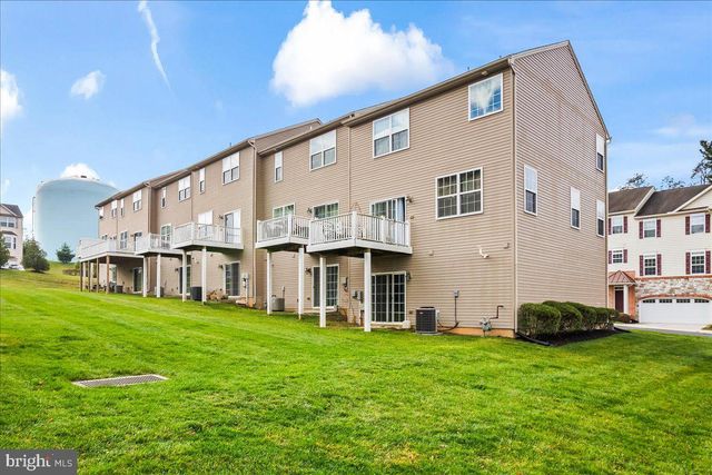 14 INDIANA CIR, Lemoyne, PA 17043