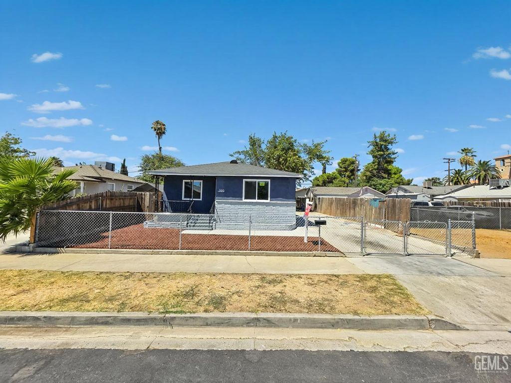 506 Washington Avenue, Bakersfield, CA 93308