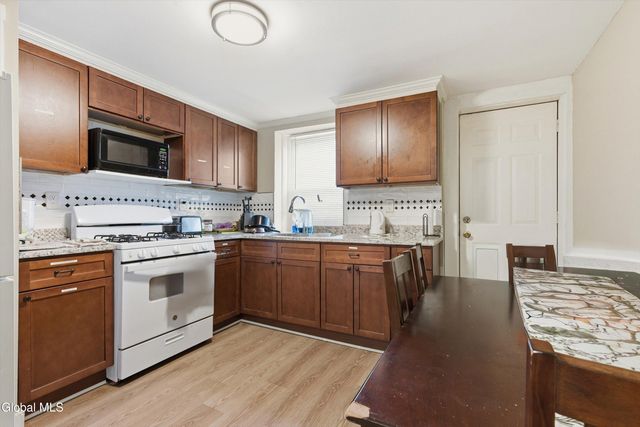 163 Eagle Street, Albany, NY 12202