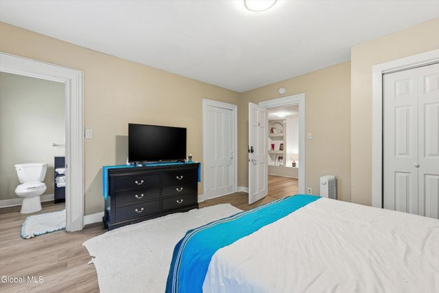 163 Eagle Street, Albany, NY 12202