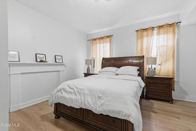 163 Eagle Street, Albany, NY 12202