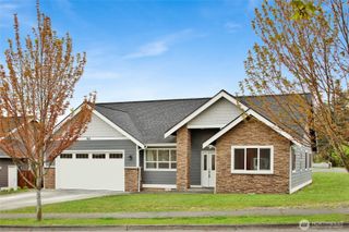 910 Maple Ridge Drive, Everson, WA 98247