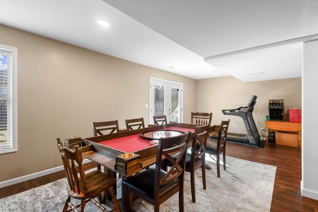 5006 CHESAPEAKE LN, Columbia, MO 65202