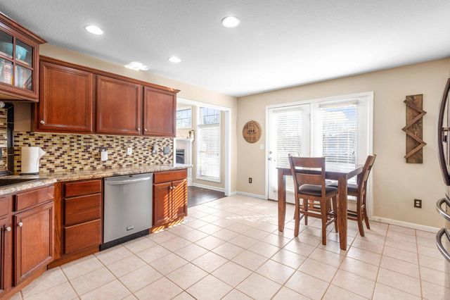 5006 CHESAPEAKE LN, Columbia, MO 65202