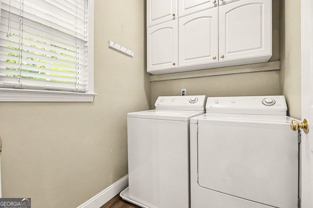 6195 Pattingham Drive, Roswell, GA 30075
