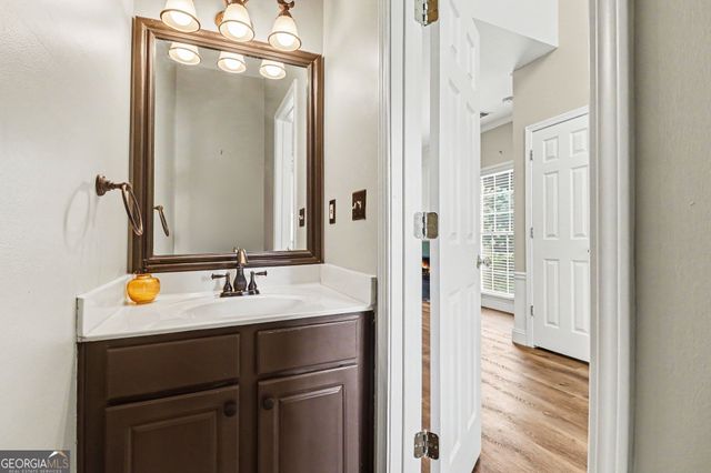 6195 Pattingham Drive, Roswell, GA 30075