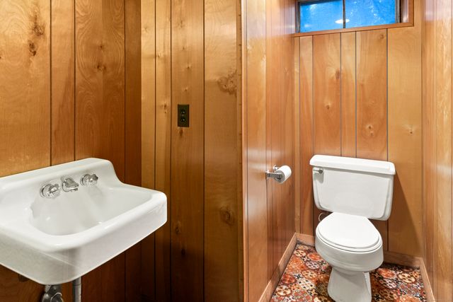 296 Liberty Highway, Putnam, CT 06260