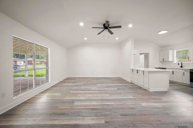 1310 Johnston St, Baker, LA 70714