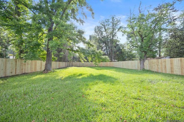 1310 Johnston St, Baker, LA 70714