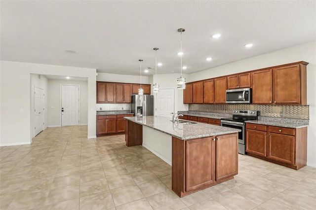 2898 MATERA DRIVE, St Cloud, FL 34771