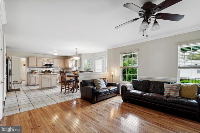 201 PINE AVE, Horsham, PA 19044