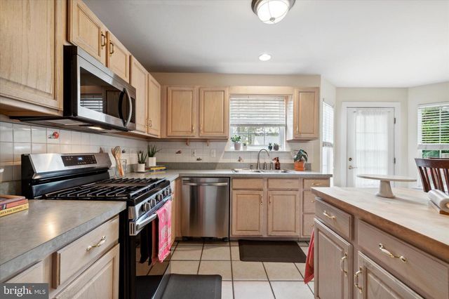201 PINE AVE, Horsham, PA 19044