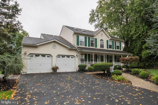 201 PINE AVE, Horsham, PA 19044
