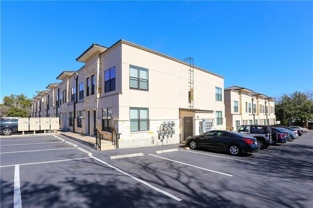 711 W 32nd ST 139, Austin, TX 78705