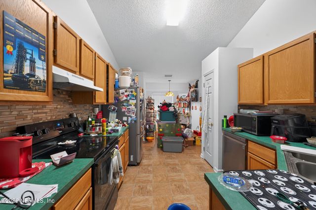 473 THORNBERRY Road, Orange Park, FL 32073