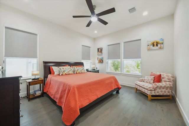 2408 Saint Charles Street, Houston, TX 77004