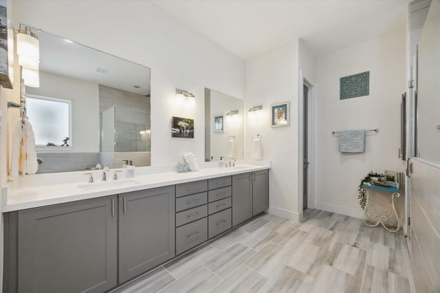 2408 Saint Charles Street, Houston, TX 77004