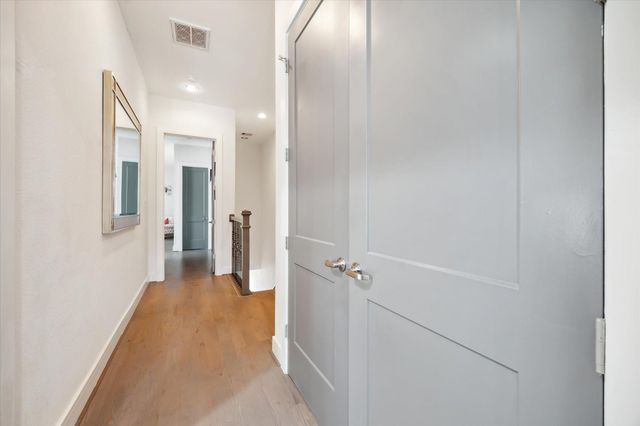 2408 Saint Charles Street, Houston, TX 77004