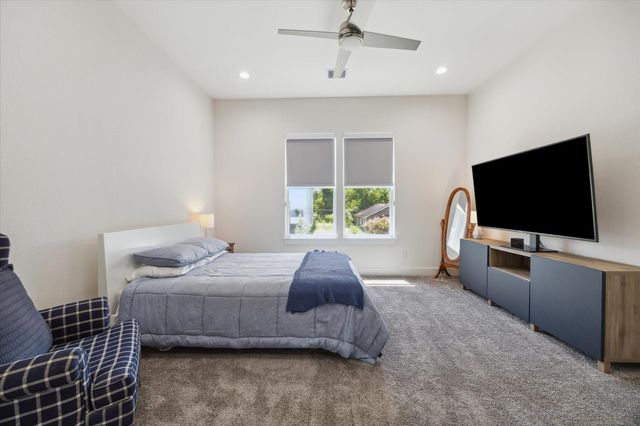 2408 Saint Charles Street, Houston, TX 77004