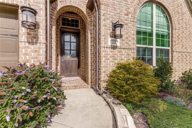 12229 Prudence Drive, Fort Worth, TX 76052