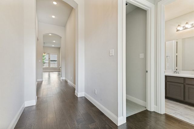 12229 Prudence Drive, Fort Worth, TX 76052
