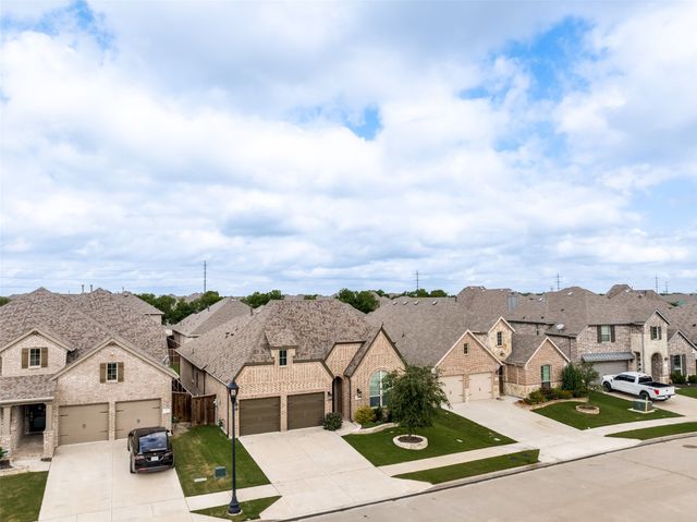 12229 Prudence Drive, Fort Worth, TX 76052