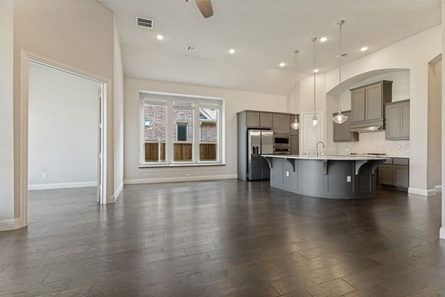12229 Prudence Drive, Fort Worth, TX 76052