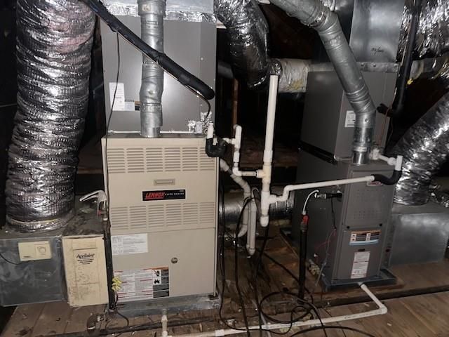 1915 HIDDEN OAKS DR, Germantown, TN 38138