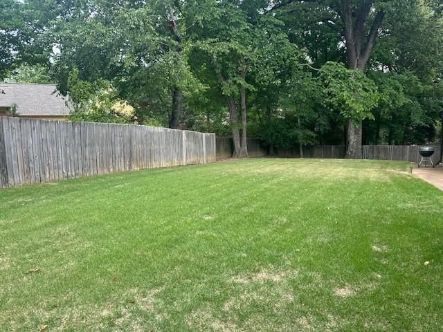 1915 HIDDEN OAKS DR, Germantown, TN 38138