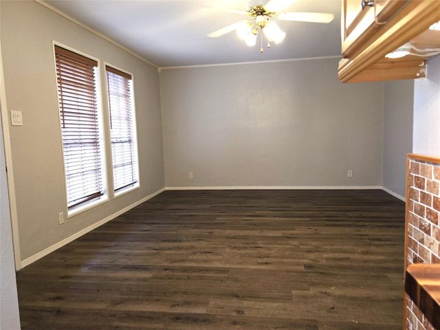 1108 Green Downs DR, Round Rock, TX 78664