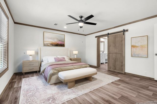 136 Syrah St, La Vernia, TX 78121