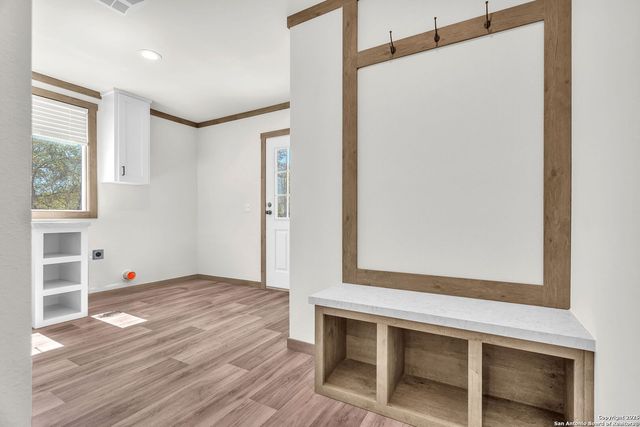 136 Syrah St, La Vernia, TX 78121