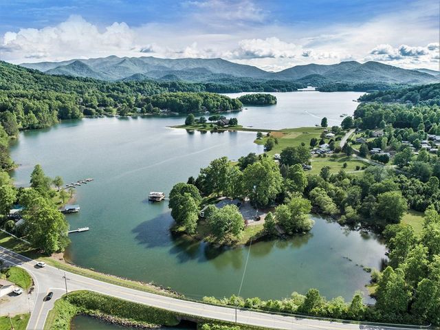 834 Lower Bell Creek Road, Hiawassee, GA 30546