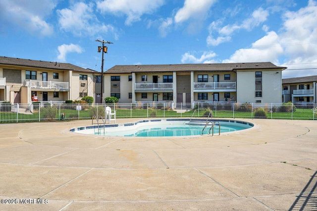 191 Wharfside Drive, Monmouth Beach, NJ 07750